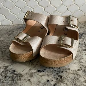 Mephisto size 38 white sandals